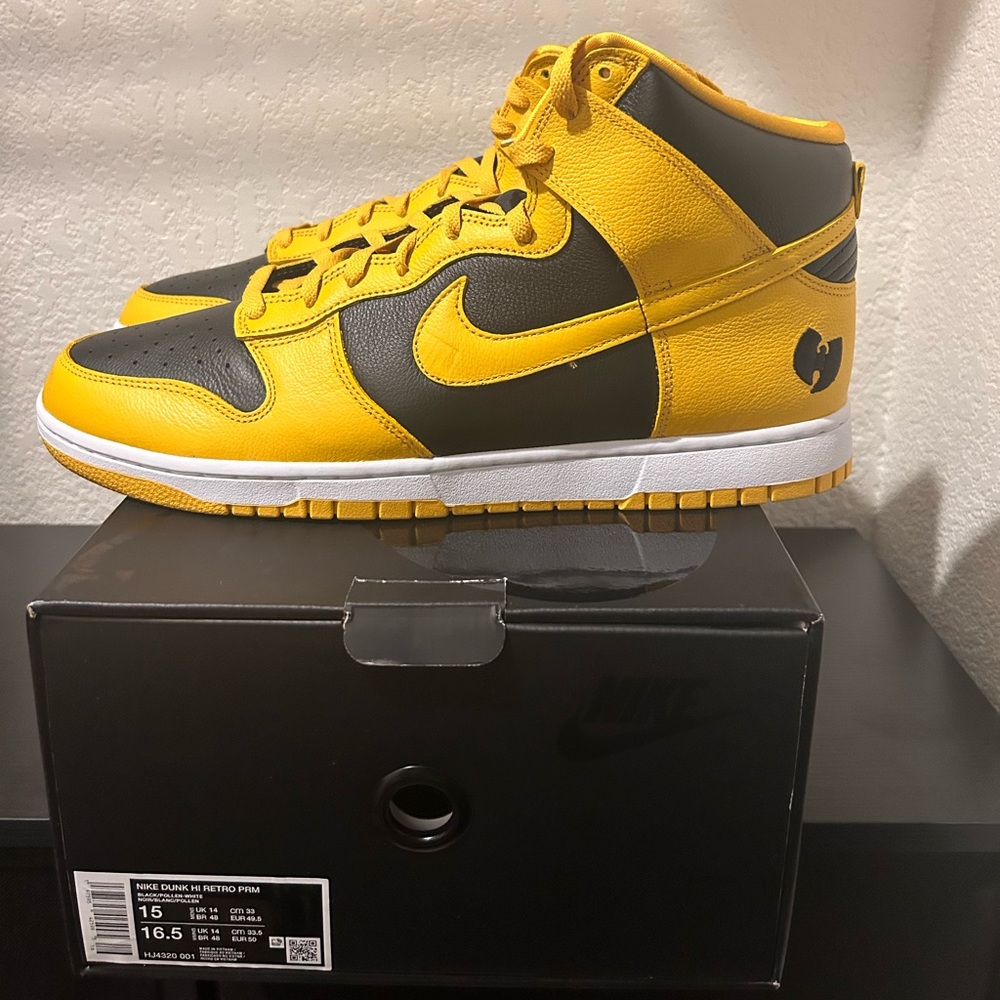 Nike Dunk Hi X WuTang